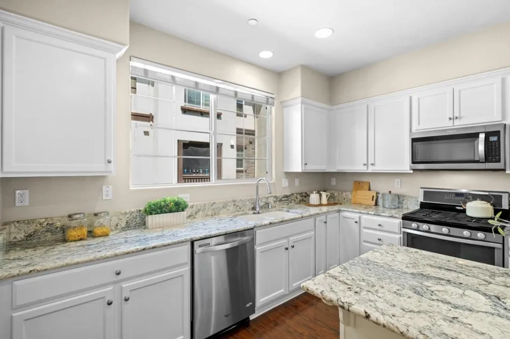 1052 Chamomile San Jose, CA 95133