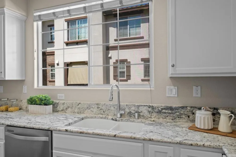1052 Chamomile San Jose, CA 95133