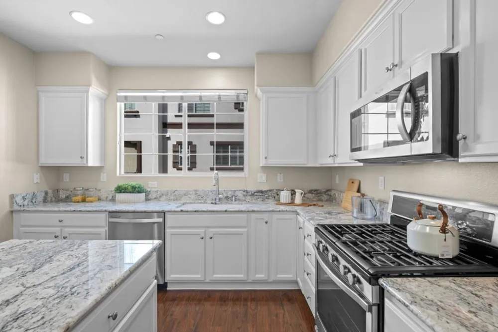 1052 Chamomile San Jose, CA 95133