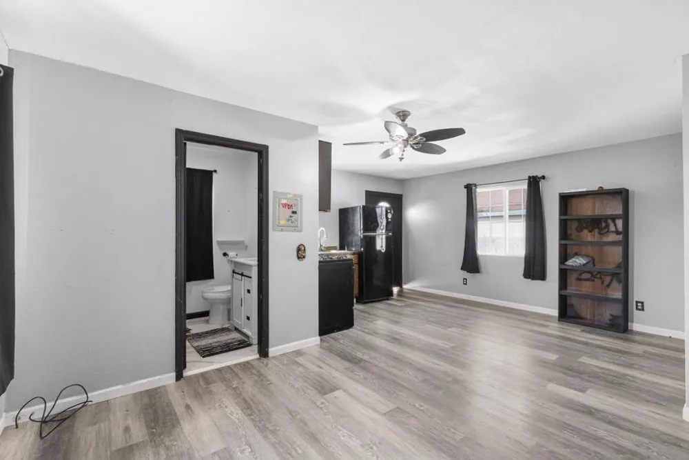 12 Eastern Drive Watsonville, CA 95076