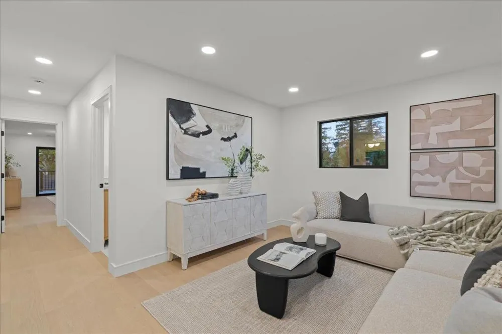 104 Hardy Avenue Campbell, CA 95008