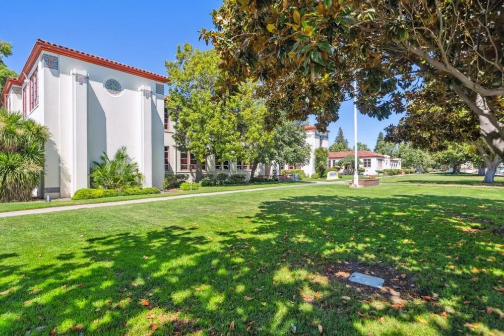 104 Hardy Avenue Campbell, CA 95008