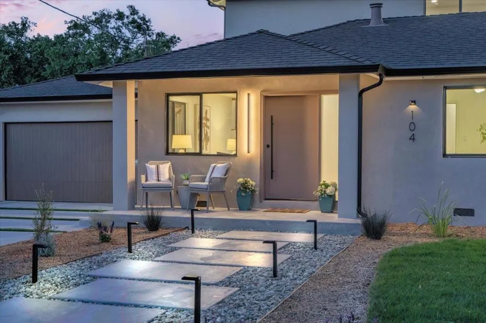 104 Hardy Avenue Campbell, CA 95008
