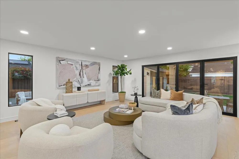 104 Hardy Avenue Campbell, CA 95008