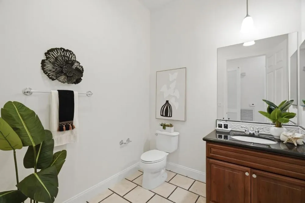 2881 Meridian Avenue #321 San Jose, CA 95124
