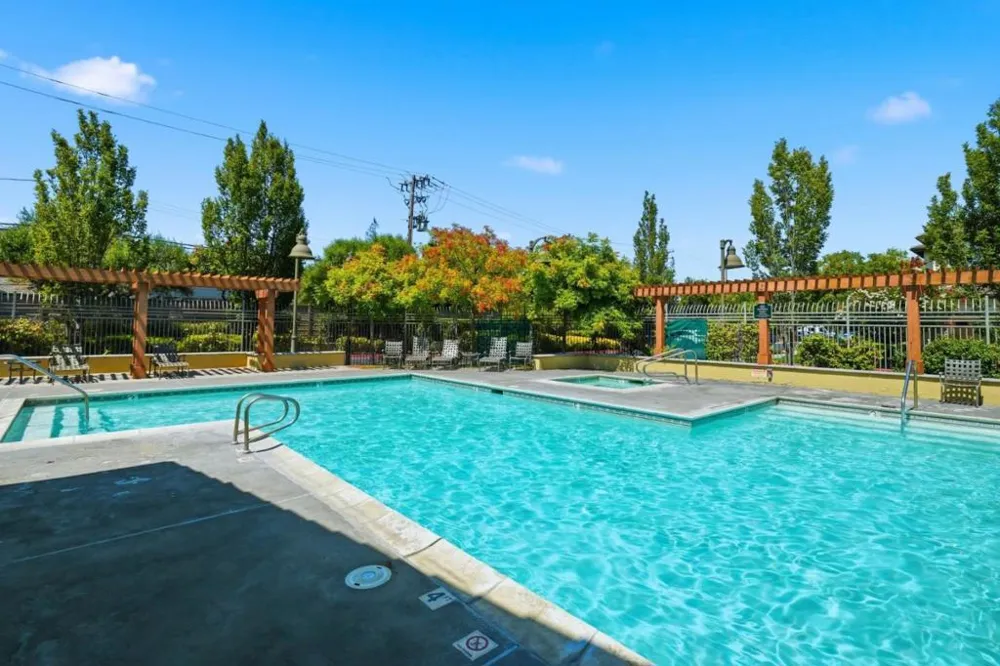 2881 Meridian Avenue #321 San Jose, CA 95124