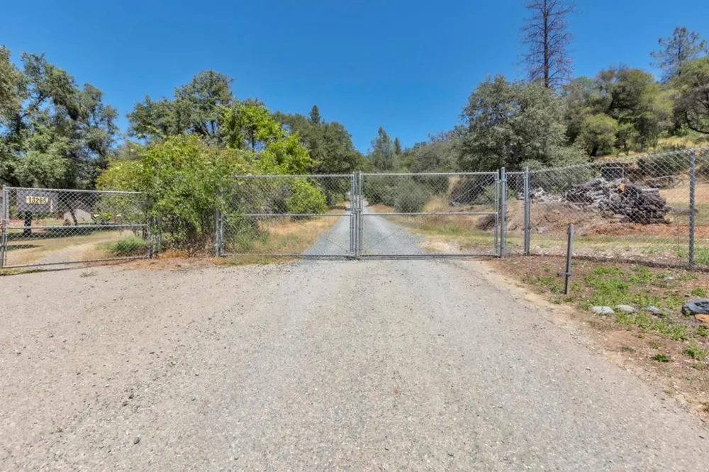 Lake Francis Dobbins, CA 95935