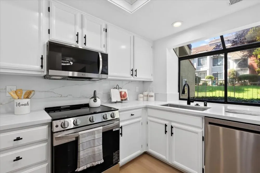 2705 Buena View Court San Jose, CA 95121