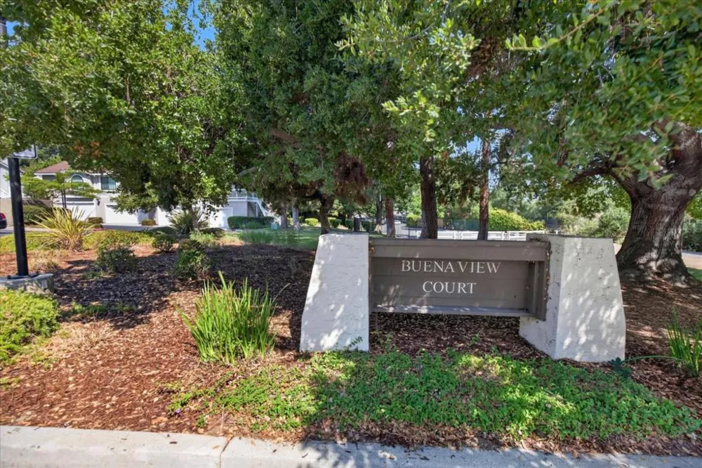 2705 Buena View Court San Jose, CA 95121