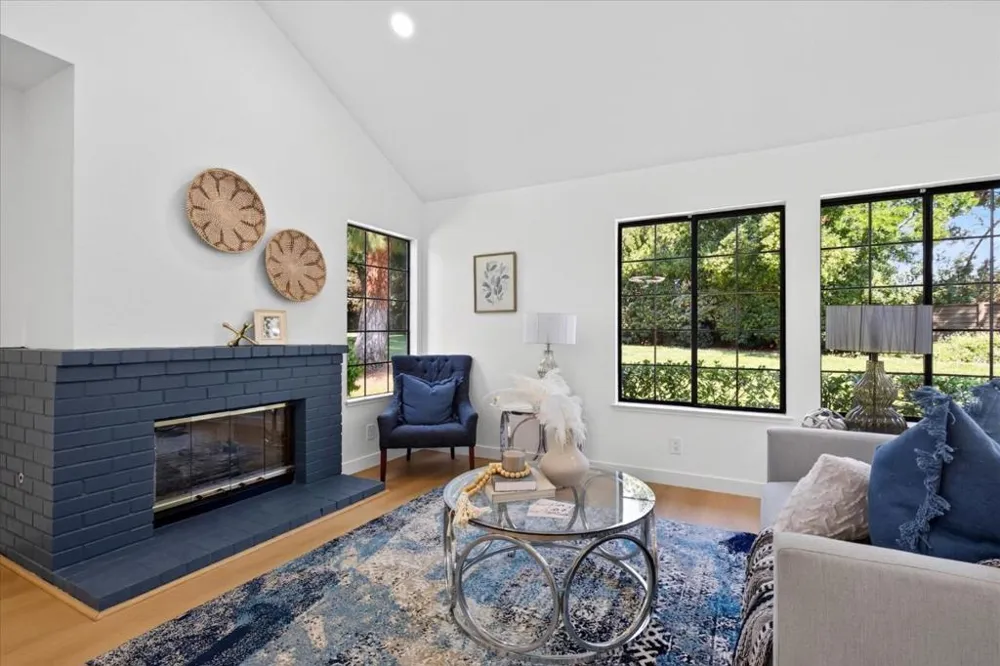 2705 Buena View Court San Jose, CA 95121