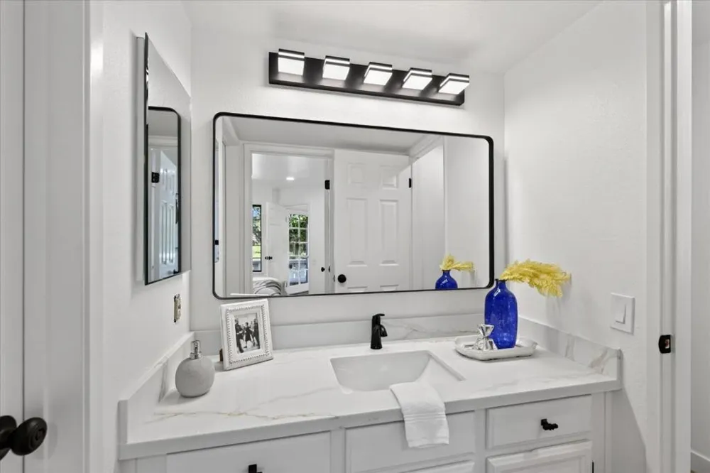2705 Buena View Court San Jose, CA 95121