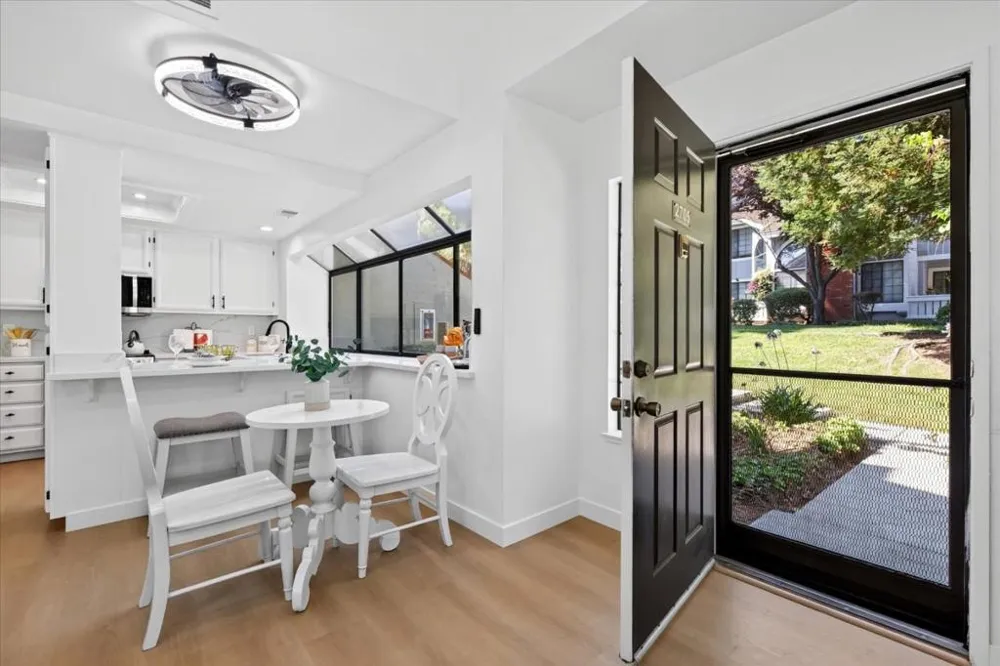 2705 Buena View Court San Jose, CA 95121