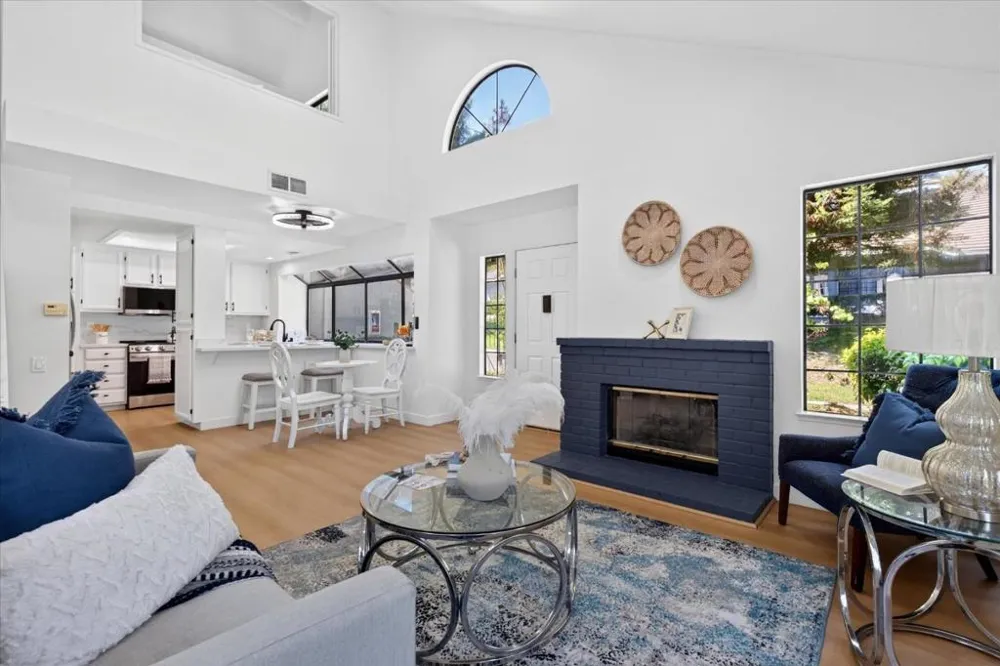 2705 Buena View Court San Jose, CA 95121