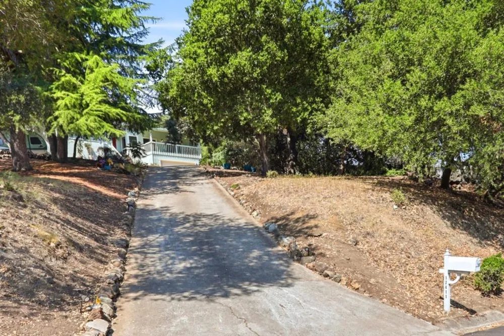 17411 Holiday Drive Morgan Hill, CA 95037