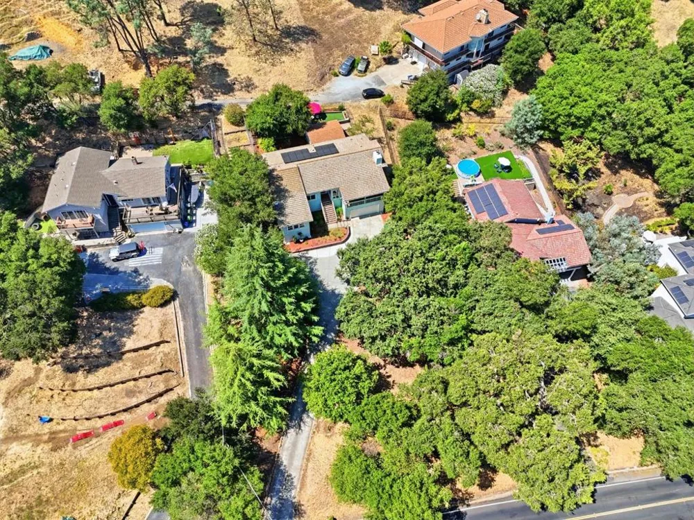 17411 Holiday Drive Morgan Hill, CA 95037