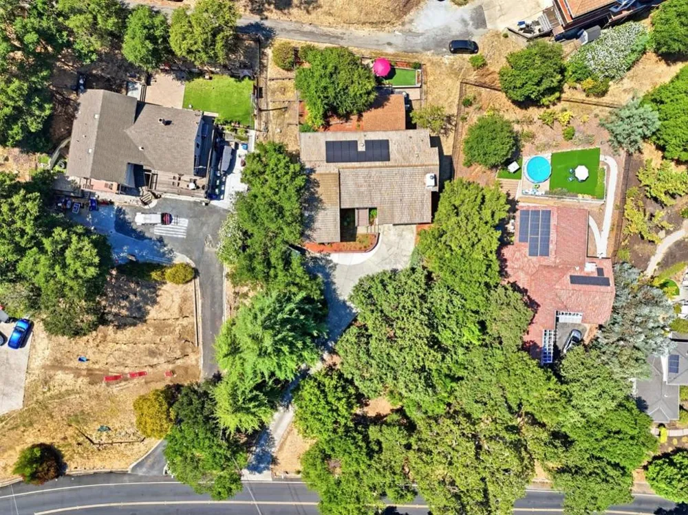 17411 Holiday Drive Morgan Hill, CA 95037