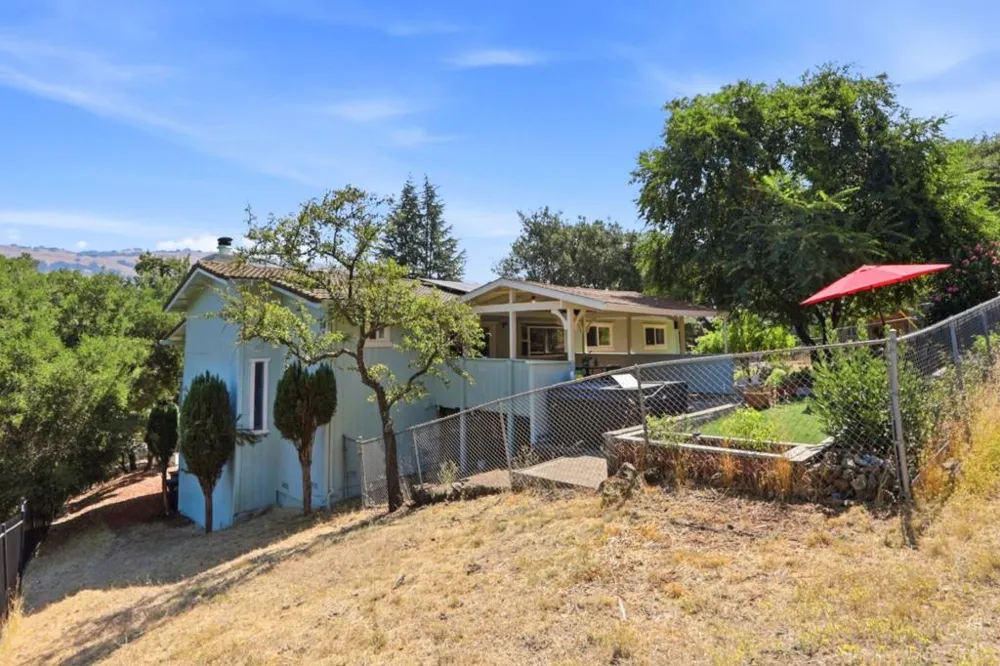 17411 Holiday Drive Morgan Hill, CA 95037