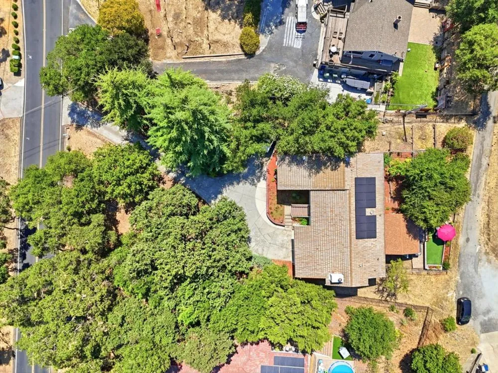 17411 Holiday Drive Morgan Hill, CA 95037