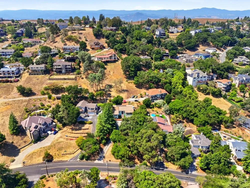 17411 Holiday Drive Morgan Hill, CA 95037
