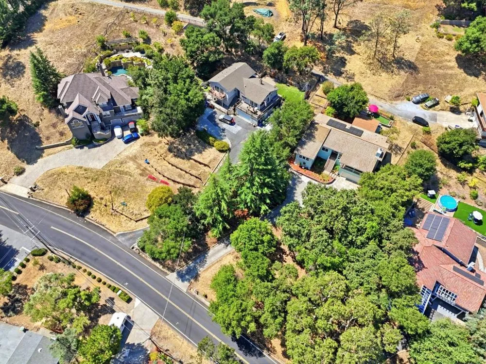17411 Holiday Drive Morgan Hill, CA 95037