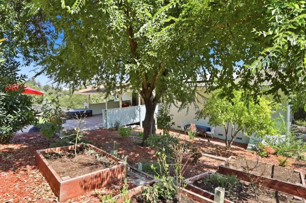 17411 Holiday Drive Morgan Hill, CA 95037