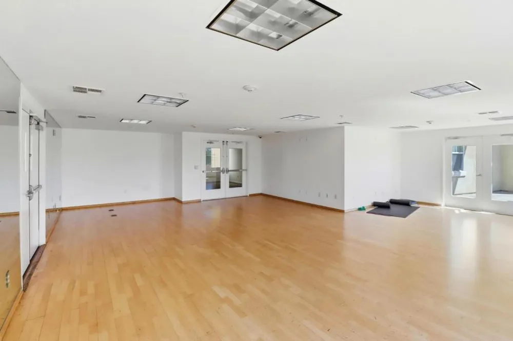 1883 Agnew Road #209 Santa Clara, CA 95054