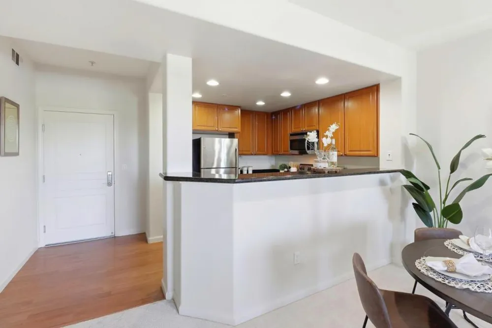1883 Agnew Road #209 Santa Clara, CA 95054