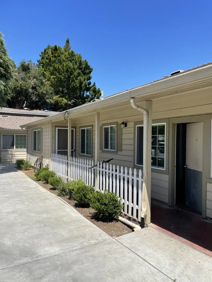 1876 California Street #2 Mountain View, CA 94041