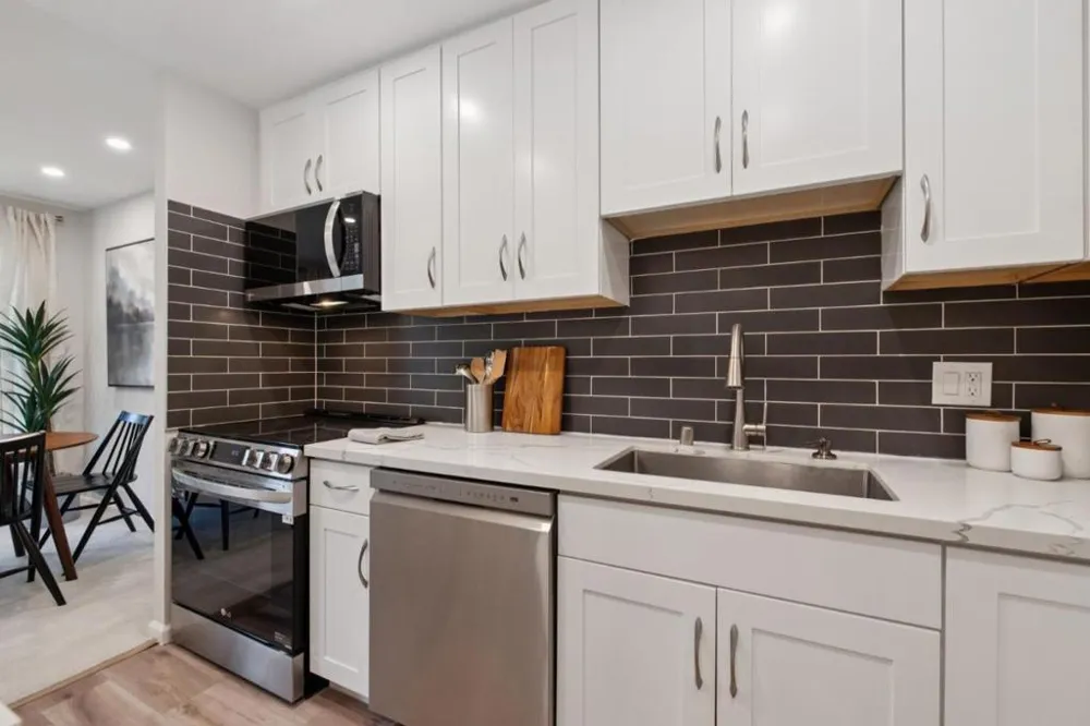 835 Humboldt Street #412 San Mateo, CA 94401