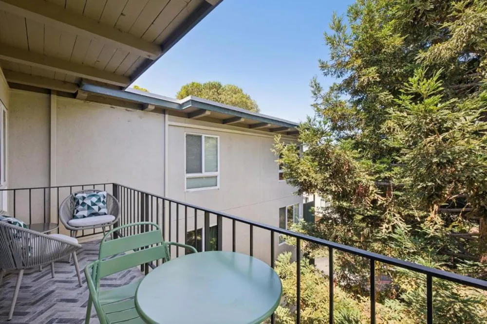 835 Humboldt Street #412 San Mateo, CA 94401