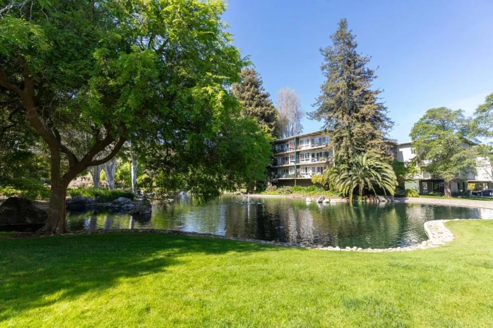 835 Humboldt Street #412 San Mateo, CA 94401