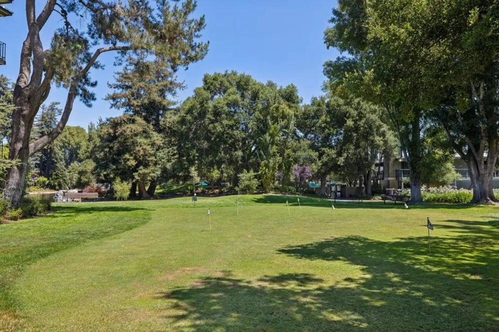835 Humboldt Street #412 San Mateo, CA 94401
