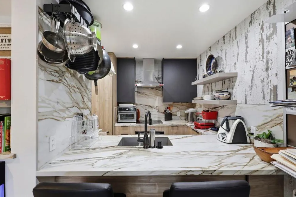 324 Catalpa Street #111 San Mateo, CA 94401