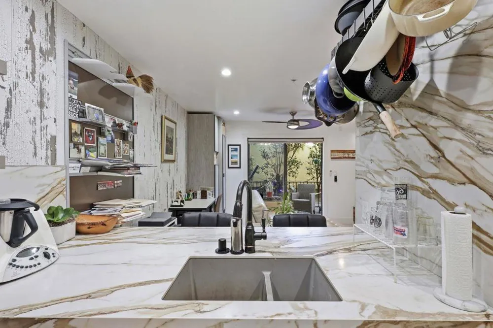 324 Catalpa Street #111 San Mateo, CA 94401