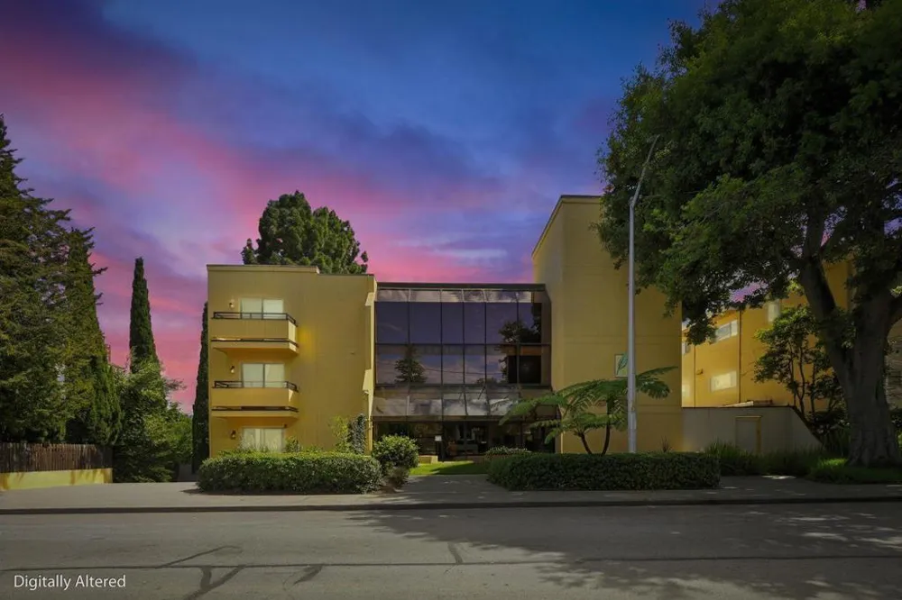 324 Catalpa Street #111 San Mateo, CA 94401