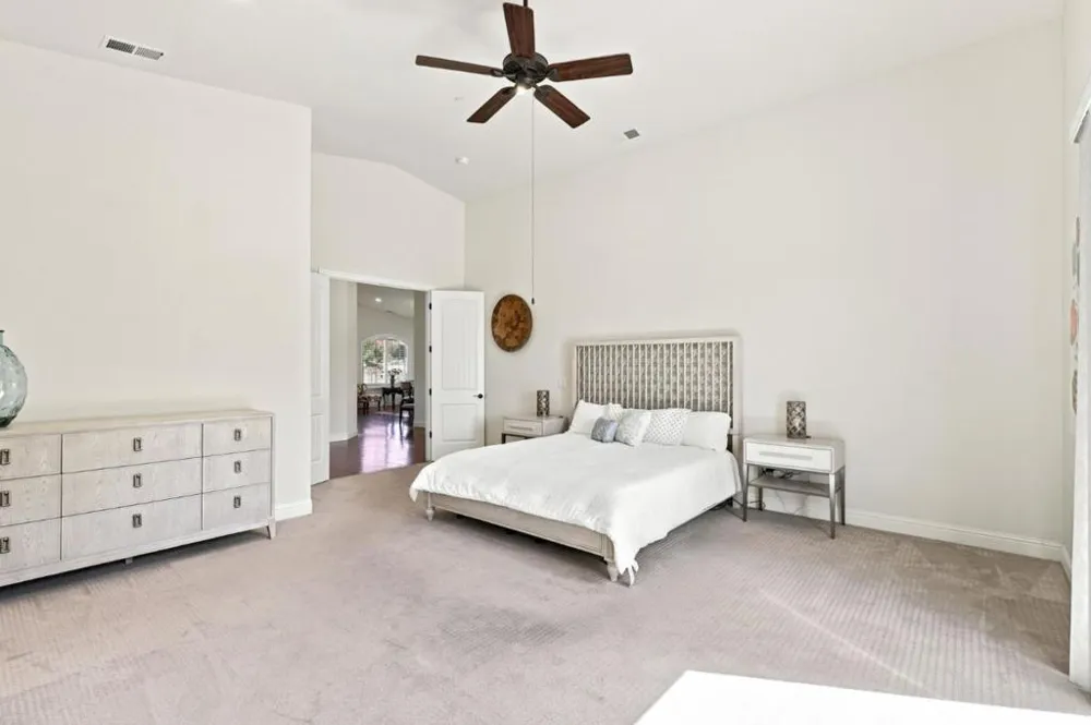 20 Tyler Court Hollister, CA 95023