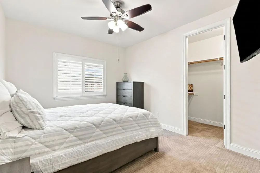 20 Tyler Court Hollister, CA 95023