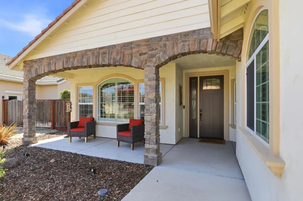 20 Tyler Court Hollister, CA 95023