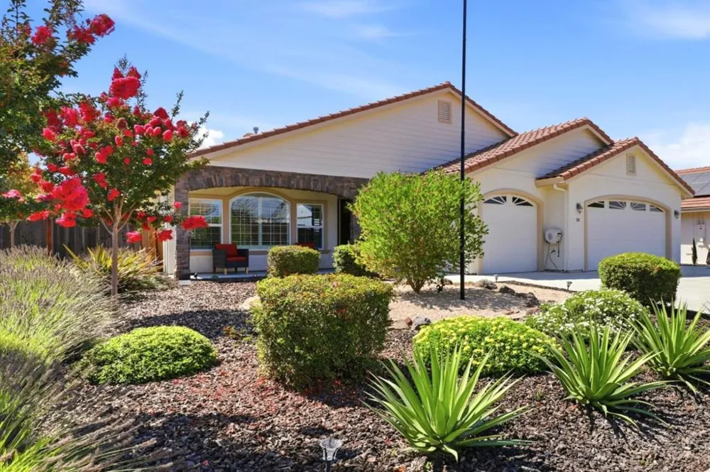 20 Tyler Court Hollister, CA 95023