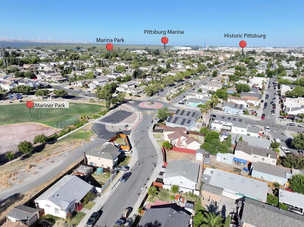 425 W 8th Street Pittsburg, CA 94565
