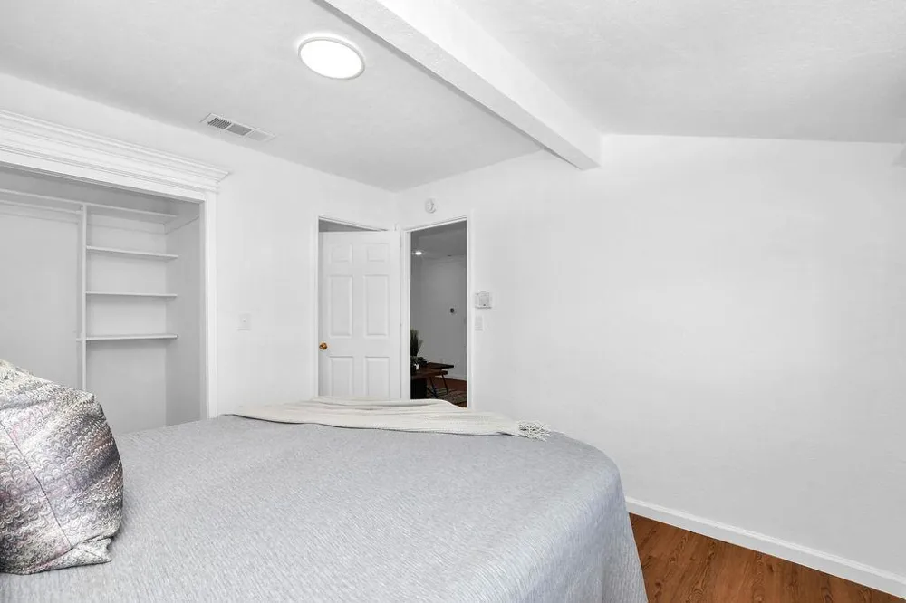 425 W 8th Street Pittsburg, CA 94565