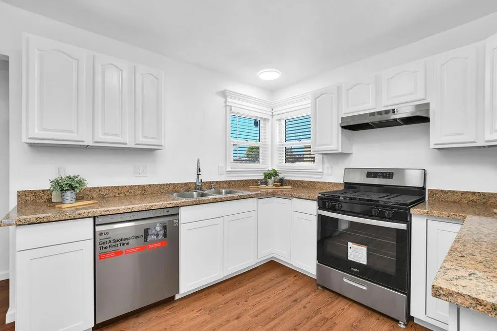 425 W 8th Street Pittsburg, CA 94565
