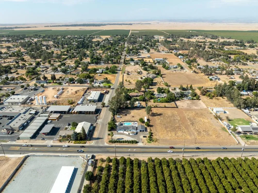 37521 Ave 12 Madera, CA 93636