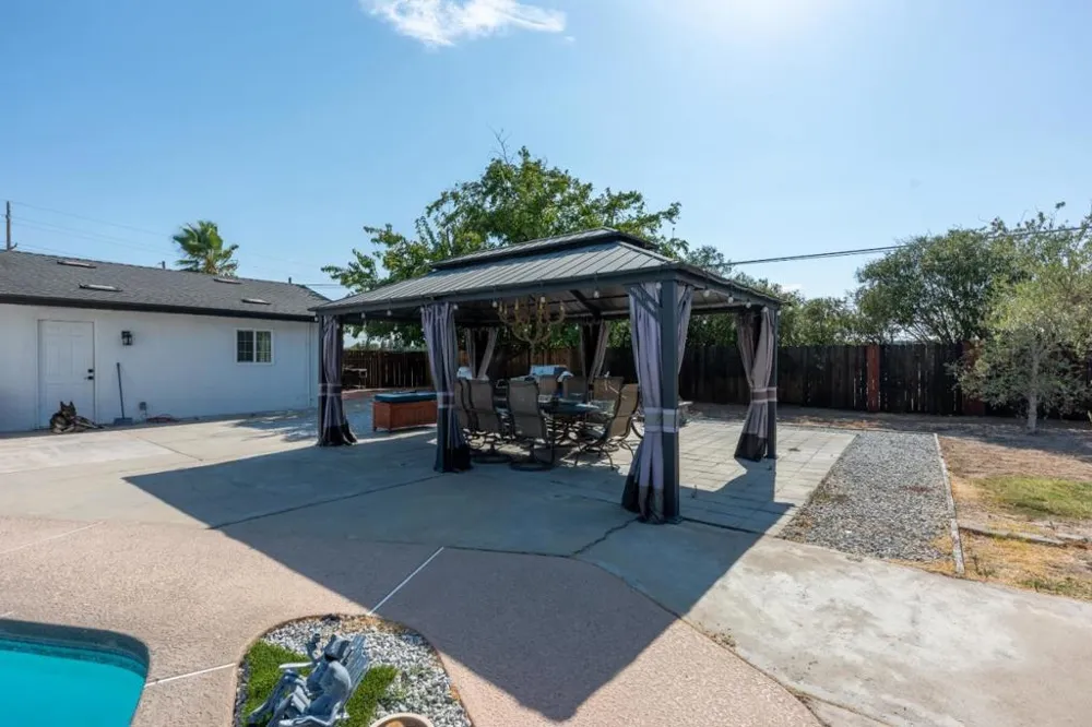 37521 Ave 12 Madera, CA 93636