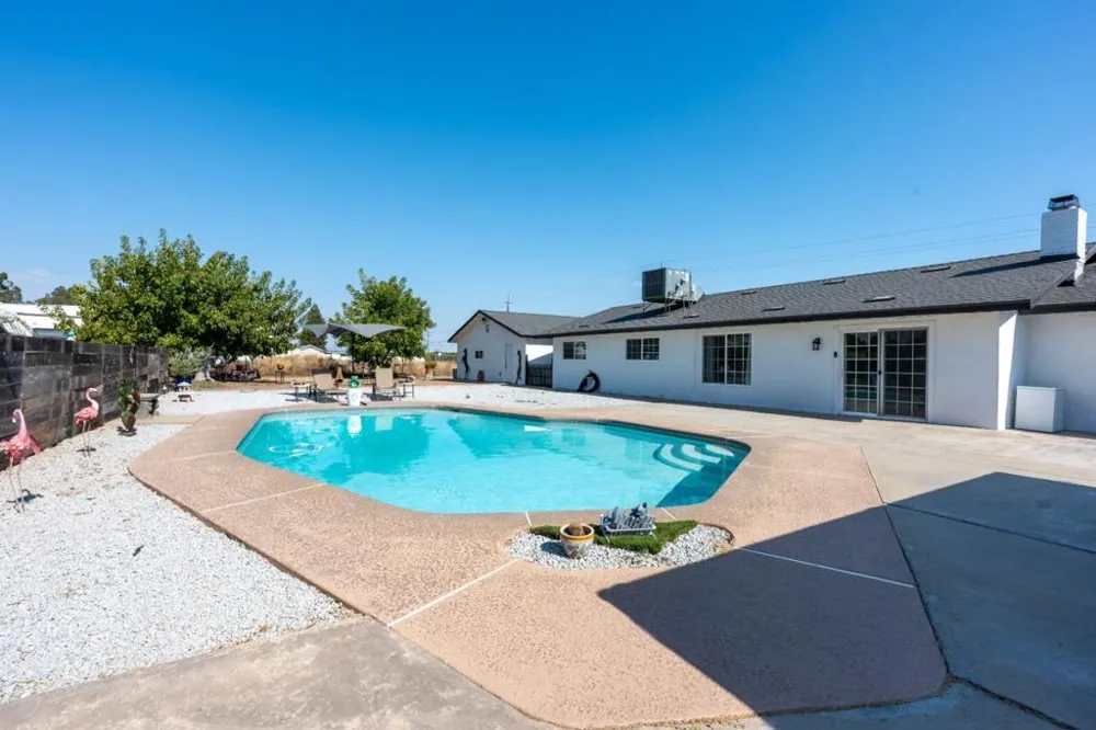 37521 Ave 12 Madera, CA 93636