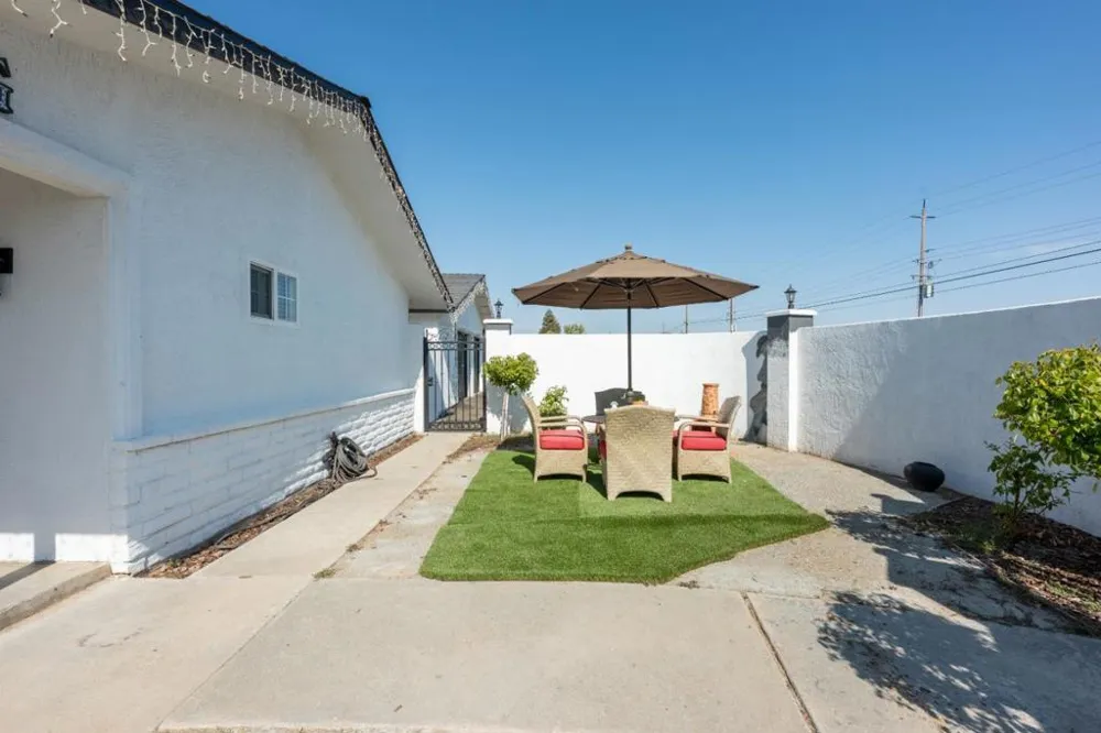 37521 Ave 12 Madera, CA 93636