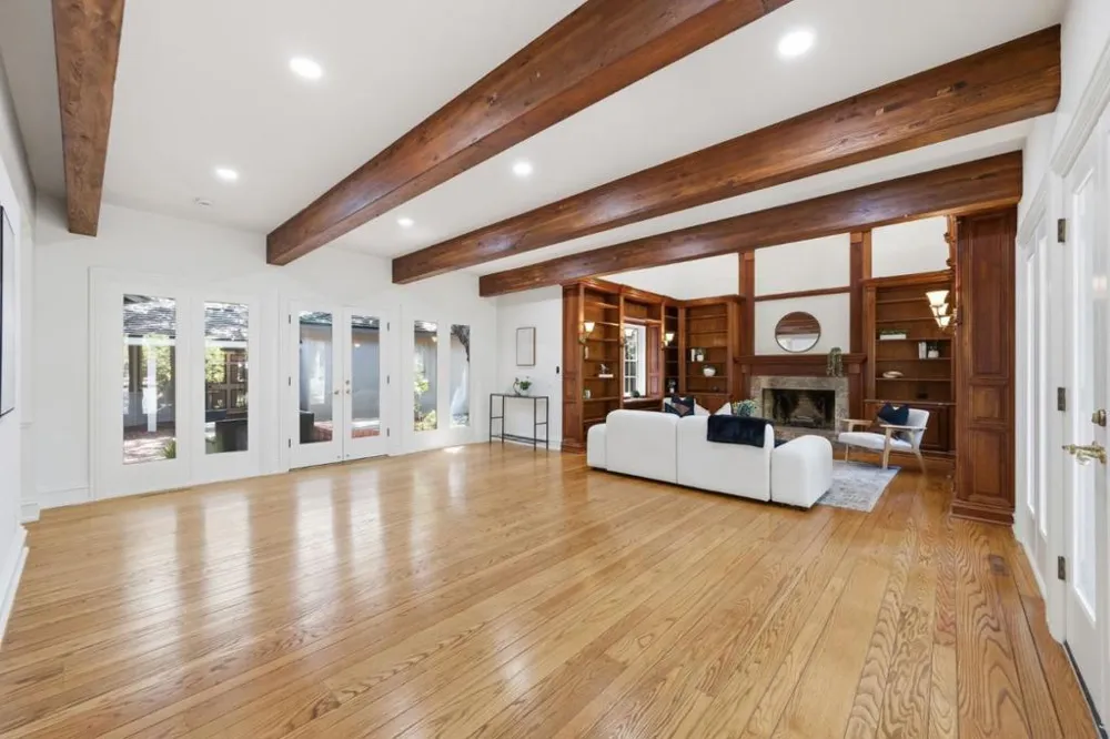 1021 Alegre Avenue Los Altos, CA 94024
