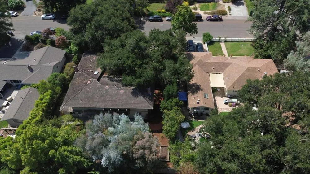 1021 Alegre Avenue Los Altos, CA 94024