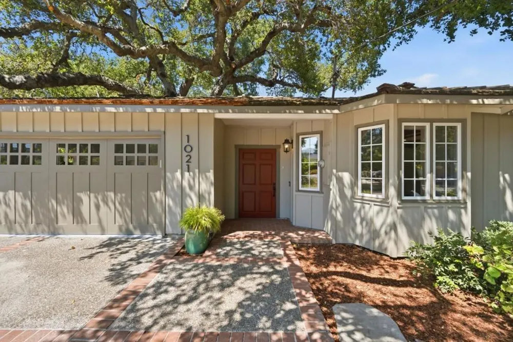 1021 Alegre Avenue Los Altos, CA 94024