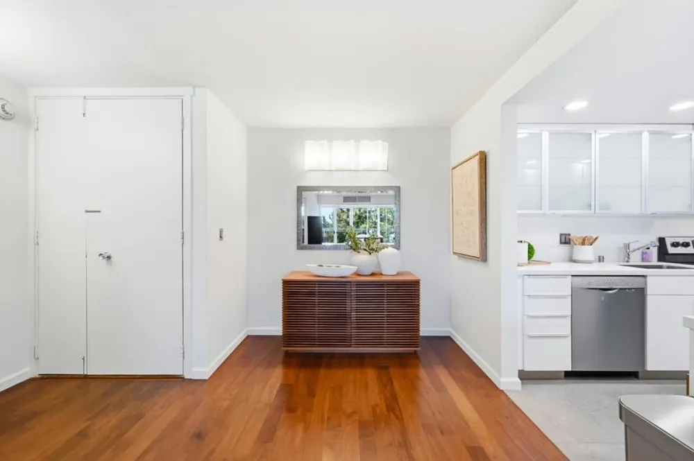 101 Alma Street #806 Palo Alto, CA 94301
